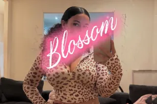 text now for specials 🩷OUTCALL AVAILABLE🩷 - Image 5