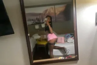 QV SPECIAL 🏆!NEW IN TOWN 💦 , Lets Meet Up & Sneak Around 🤫😏 - Image 9