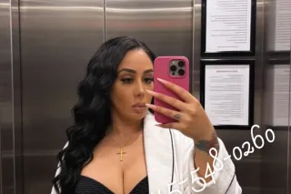 ⚠ HERE FOR 1 NiGHT‼ ⚠B—e— A—u—T—i—F—u—L ♡DσNт Mιδδ Oυт🔥 💎✨F l a w l e s s💕👑🐝💯%R⃣E⃣A⃣L⃣★😈👅💦 - Image 4